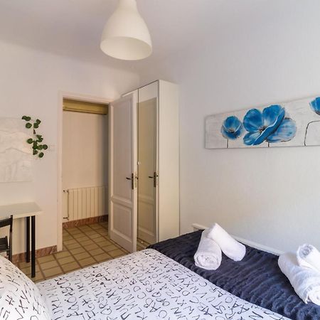 Rentbcn City Center Apartment Барселона Екстериор снимка