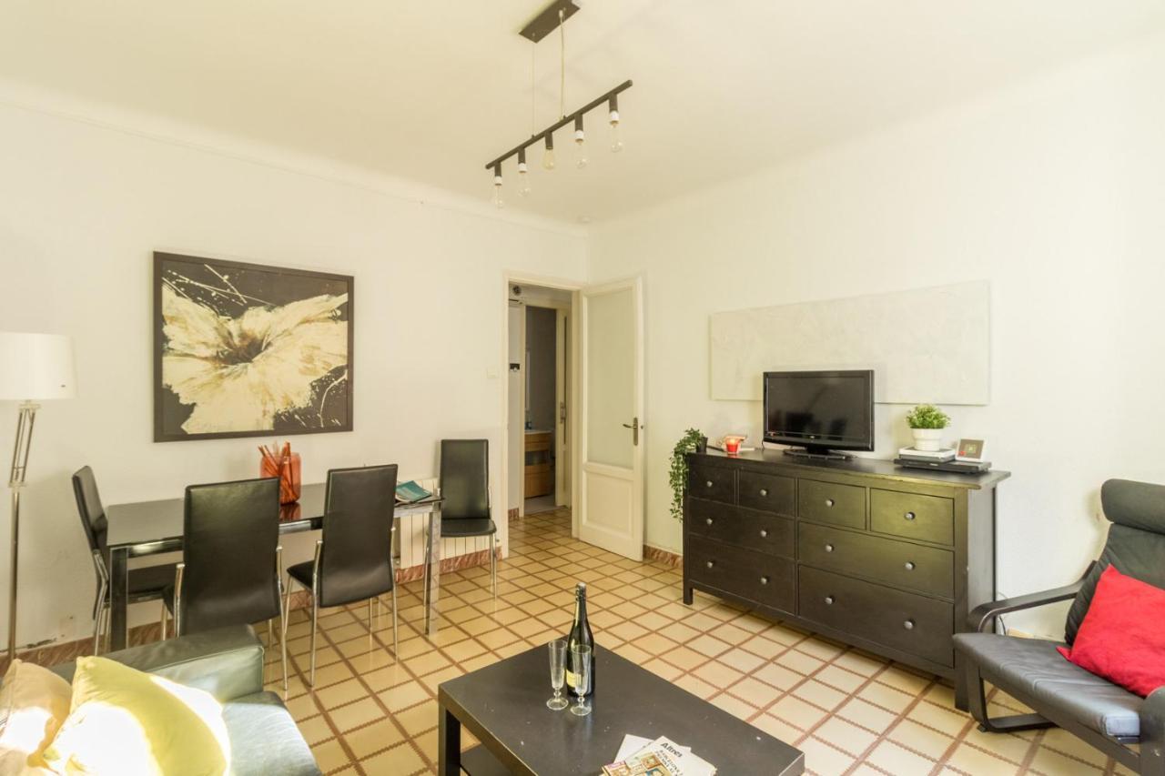 Rentbcn City Center Apartment Барселона Екстериор снимка