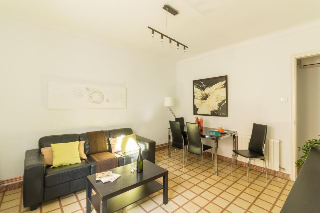 Rentbcn City Center Apartment Барселона Екстериор снимка